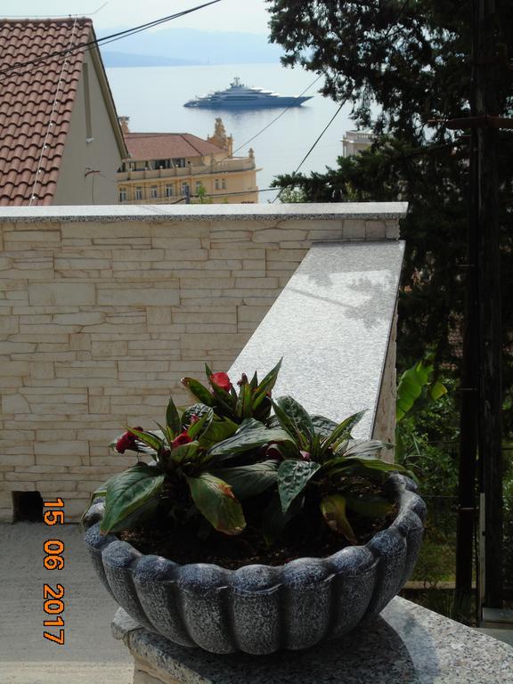 Apartment Mihael Opatija Exterior photo